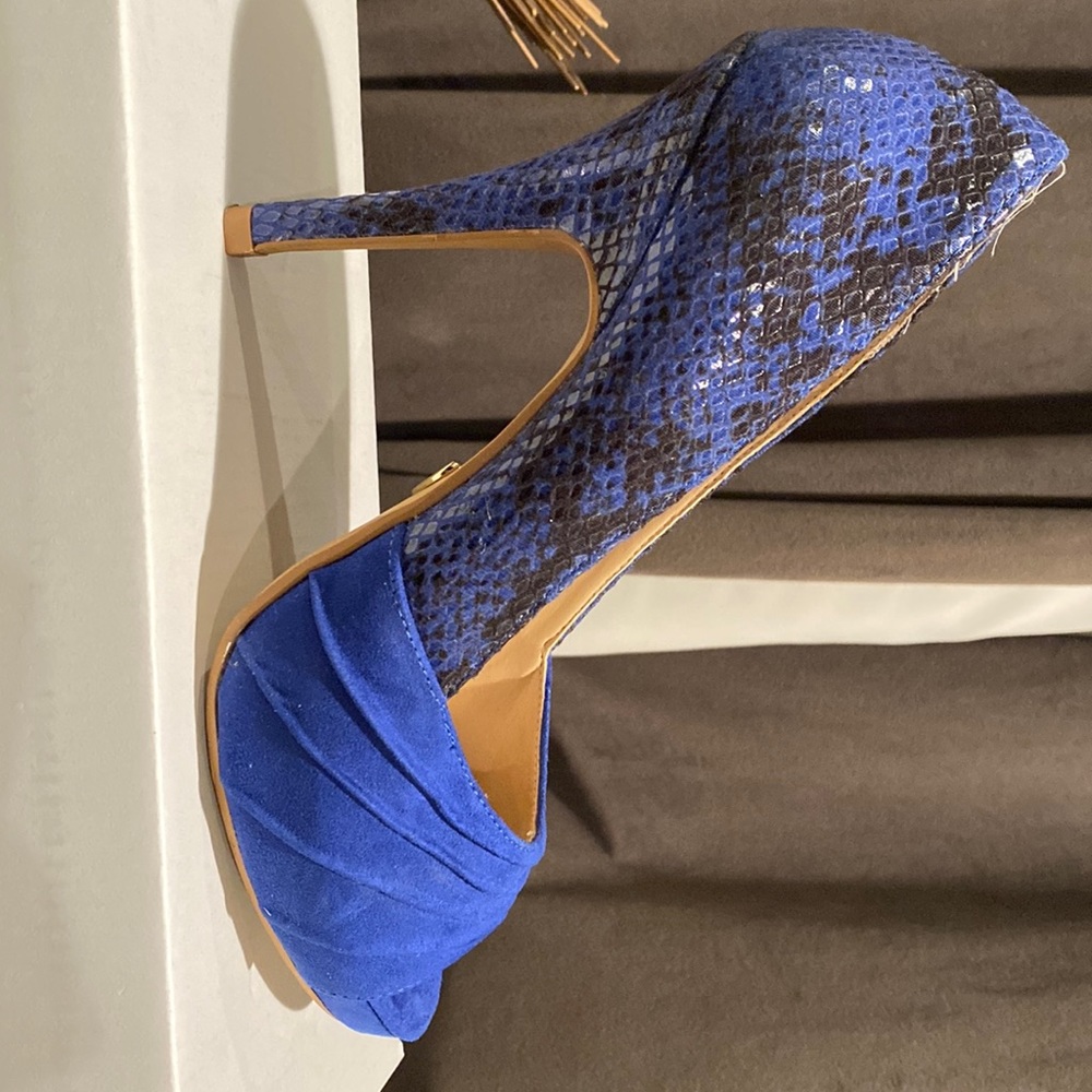Used high heels very comfortable to wear them.